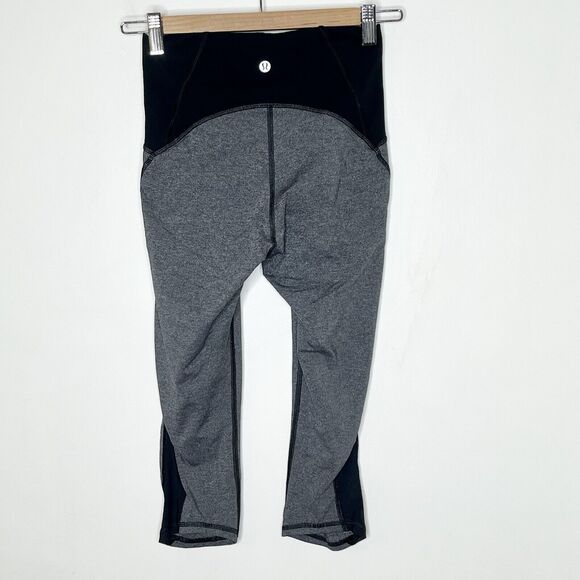 Lululemon Train Times Crop 17” Heathered Black Womens 4 Cropped Leggings - Picture 5 of 8